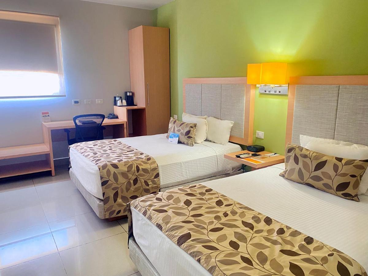 Sleep Inn Culiacan Bagian luar foto