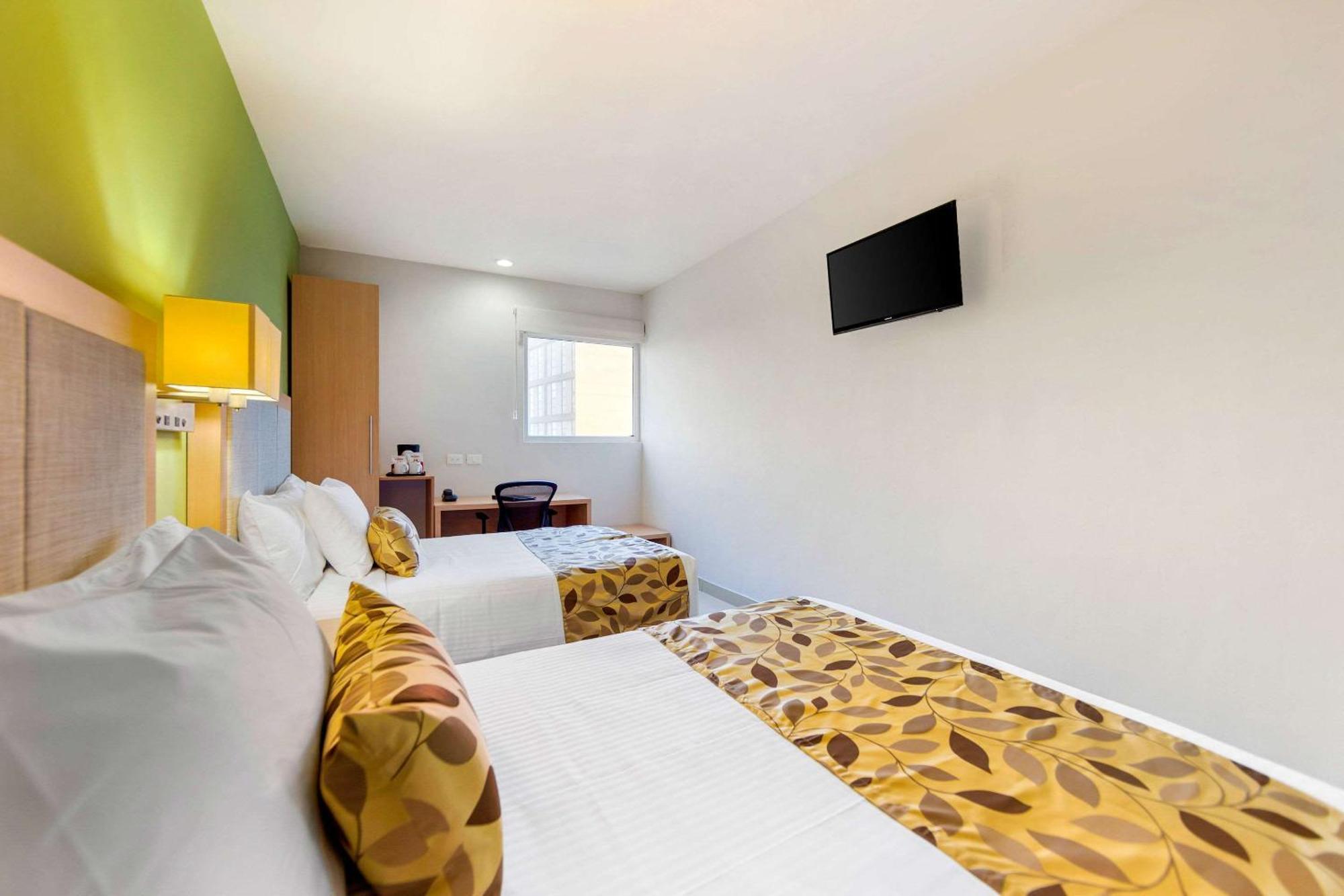 Sleep Inn Culiacan Bagian luar foto