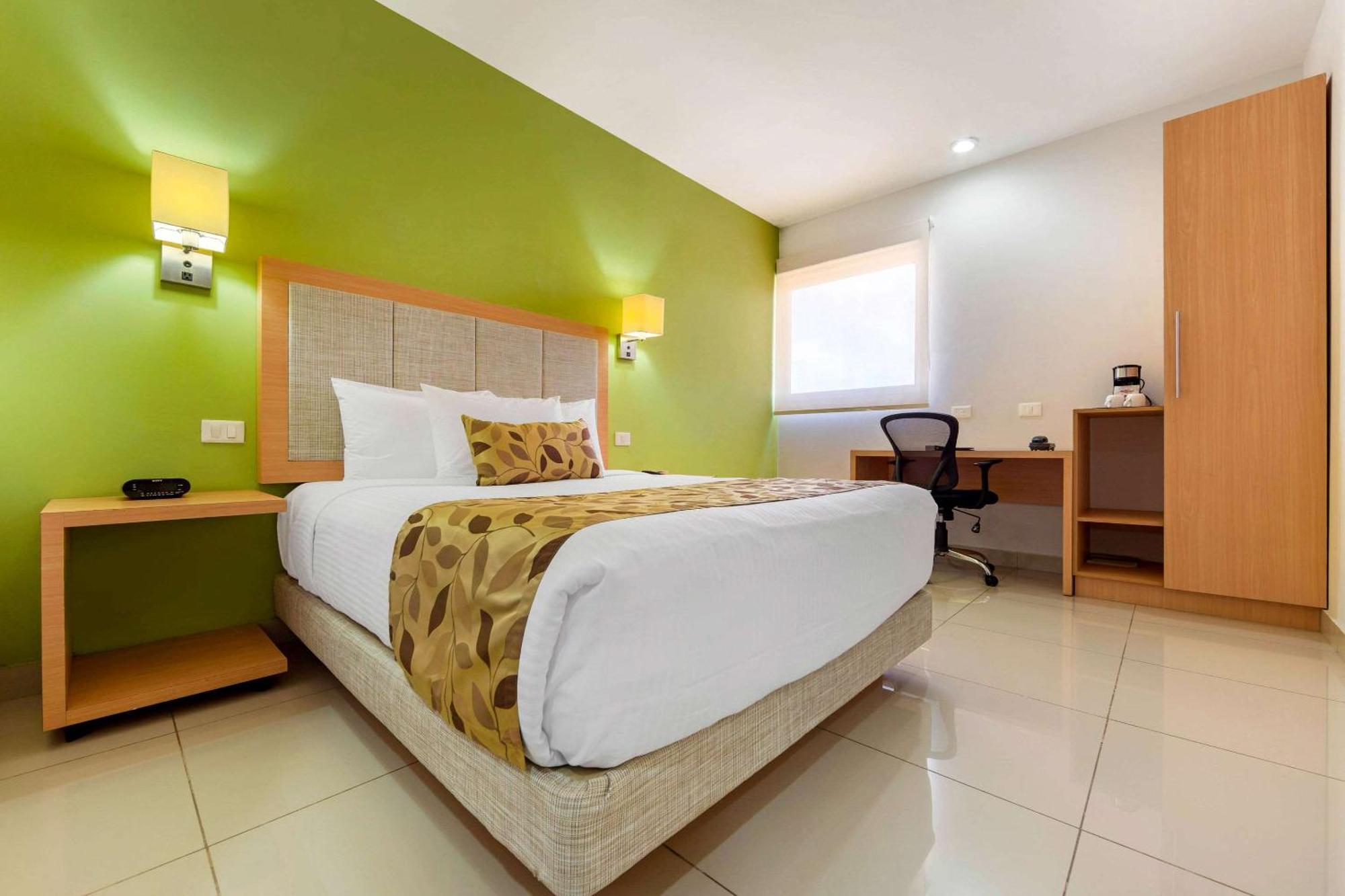 Sleep Inn Culiacan Bagian luar foto