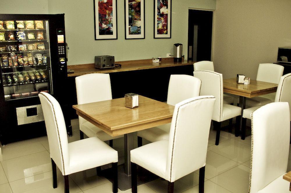 Sleep Inn Culiacan Bagian luar foto